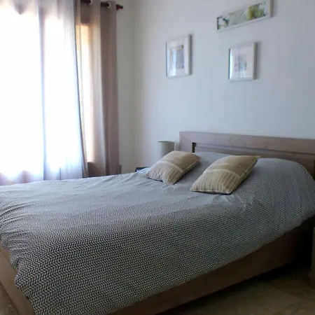 Bright Of 44 M With A Balcony