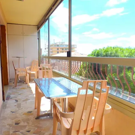 Apartment Bright Of 44 M With A Balcony *